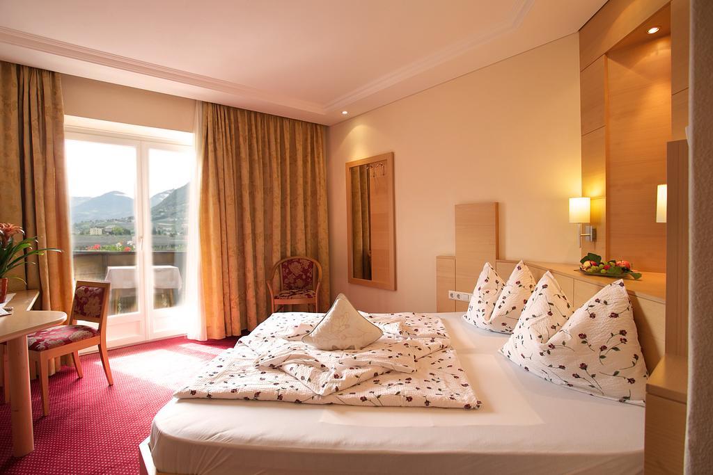 Hotel Elisabeth Мерано Экстерьер фото